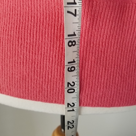 Banana Republic Fine Italian Merino Wool Coral Pink V Neck Sweater Sz L Stretch - Picture 9 of 9